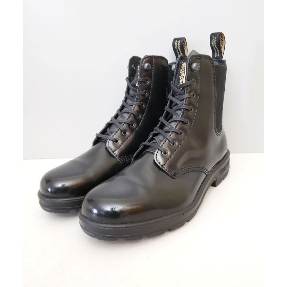 Blundstone Lace-Up Gore Boots in Black - Picture 2 of 5